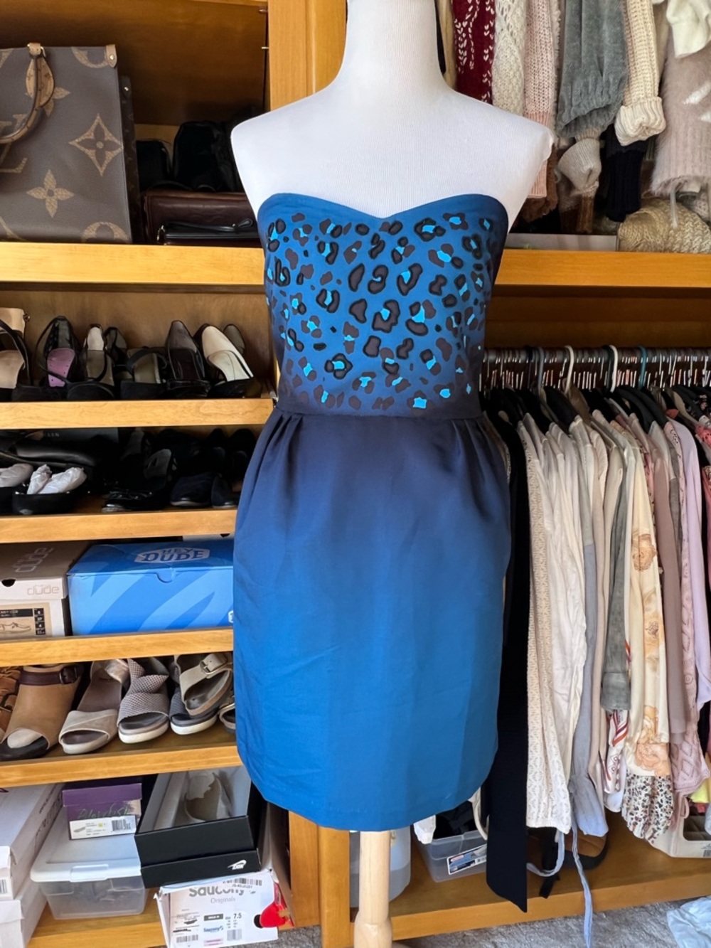 ANTHROPOLOGIE Silence + Noise Teal Blue Leopard-Print Ombre Strapless Dress - Picture 2 of 14